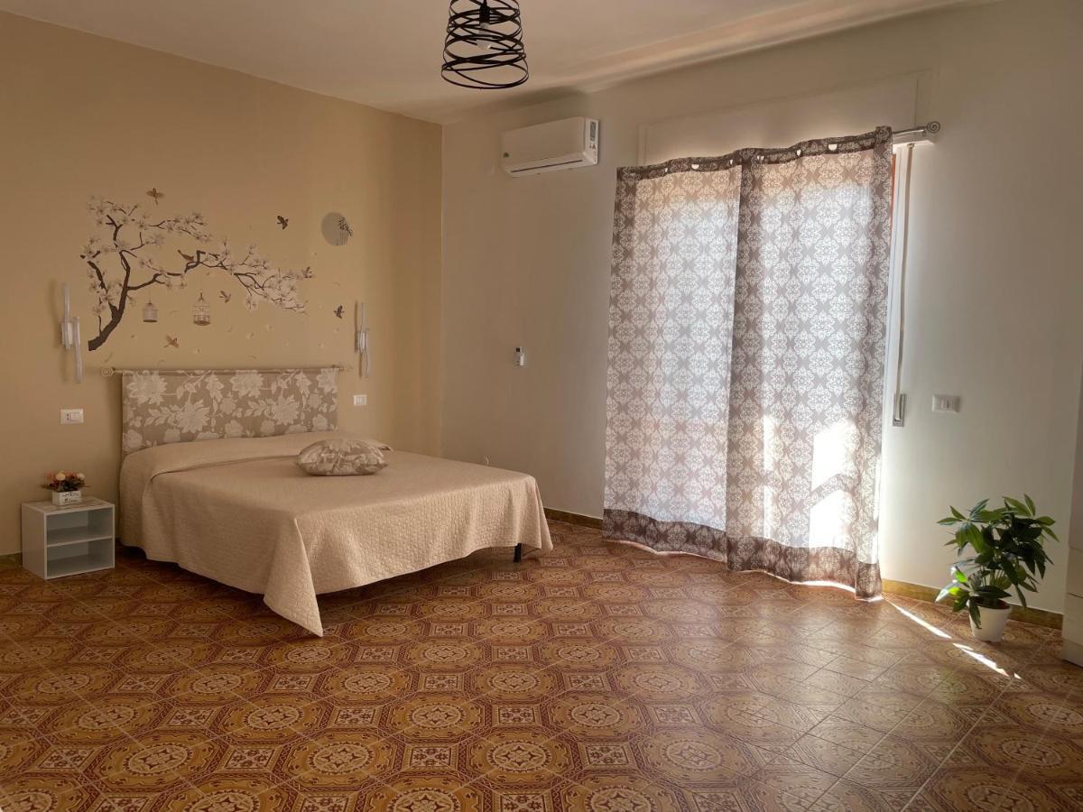 Filippo E Andrea Accomodation トロペーア エクステリア 写真